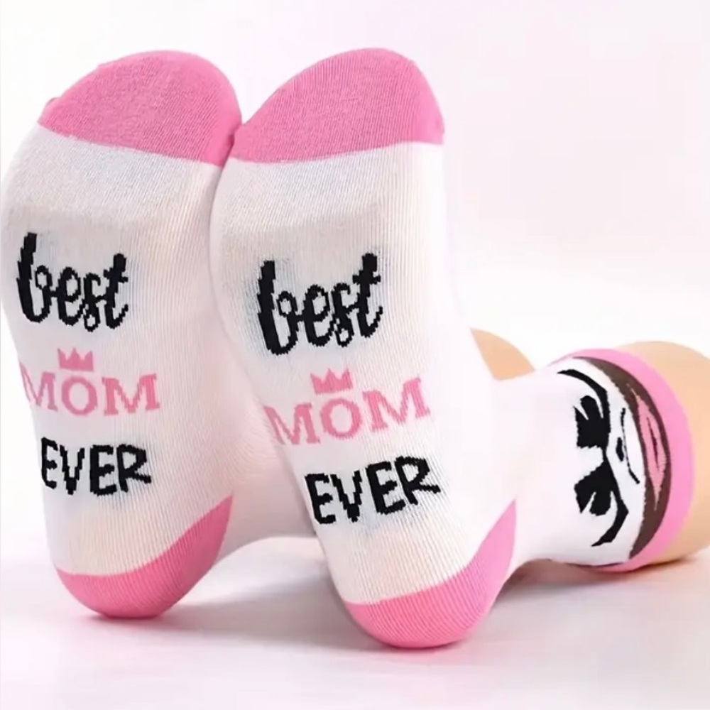 Women’s “Best Mom Ever” Pink & White Mid Calf Socks.